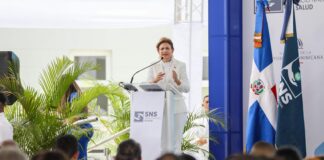 Vicepresidenta entrega obras para continuar impulsando desarrollo del Sur