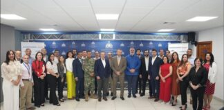 Ministro Bisonó exhorta a delegación aprovechar oportunidad para promover a RD en la feria “Semicon West”