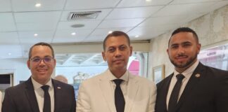 Guido Gómez Mazara felicitado por el Medio La República como Director de Indotel.