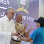 Luis Miguel De Camps, ministro de Educación, recibe reconocimiento por su firme apuesta por la formación en valores de la juventud dominicana