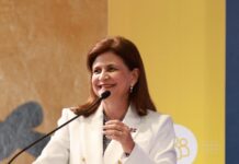 Raquel Peña encabeza entrega de obras de salud y asiste al lanzamiento del Plan Estratégico de Desarrollo Sostenible Peravia 2025–2055