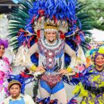 Carnaval de Santiago inicia con un derroche de colorido y lleno de innovaciones