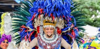 Carnaval de Santiago inicia con un derroche de colorido y lleno de innovaciones