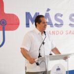 *Víctor Atallah destaca en Bani, el gobierno está llevando consultas y medicamentos a las comunidades*