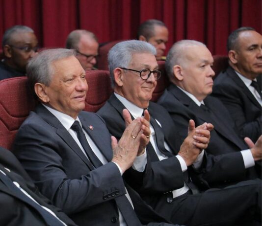 Abinader destaca que más de un millón de dominicanos se bancarizaron en 2025 a través de Banreservas