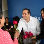 *Víctor Atallah destaca el rol fundamental de la mujer en el sector salud y el desarrollo del país*