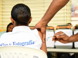 Ministerio de Salud introducirá nueva vacuna contra el VPH al Esquema Nacional de vacunación*