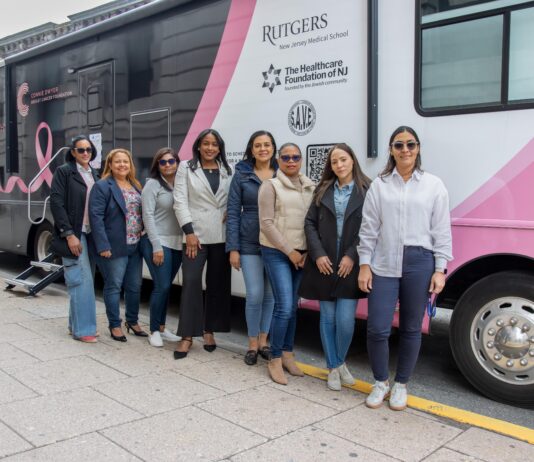 Consulado General de la República Dominicana en New Jersey llevó a cabo una jornada de prevención de cáncer de mama en la ciudad de Paterson