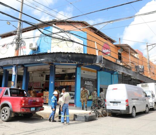 *Edeeste y Pgase fiscalizan a clínica y colmado de Santo Domingo Este por anomalías afectaban la facturación eléctrica*