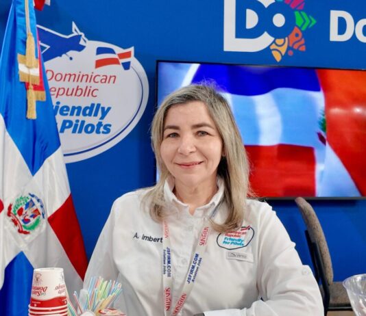 DA resalta condiciones favorables del país en feria aviación SUN ‘n FUN 2026 en EEUU