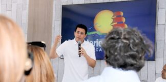 David Collado deja iniciada construcción plaza de vendedores en playa Teco de Maimón, Puerto Plata.