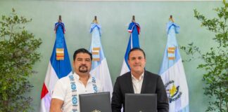 APORDOM y Comisión Portuaria de Guatemala firman acuerdo para fortalecer la cooperación portuaria.
