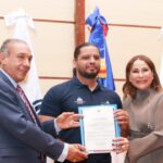 Supérate y Conape gradúan más de 200 personas cuidadoras de personas adultas mayores en el Gran Santo Domingo