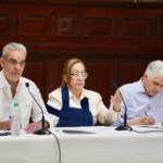 Presidente Abinader se reúne con líderes comunitarios y evalúa avances de obras clave en Santiago