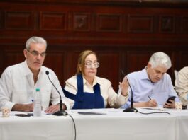 Presidente Abinader se reúne con líderes comunitarios y evalúa avances de obras clave en Santiago