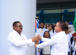 *SNS recibe antorcha de Juegos Centroamericanos y del Caribe Santo Domingo 2026 y garantiza asistencia médica gratuita para atletas y visitantes*