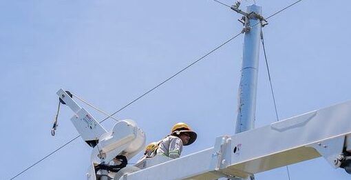Trabajos de la ETED fortalecerán estabilidad del sistema de transmisión en comunidades de La Vega