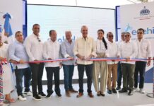 Presidente Abinader inaugura carretera Cruce Los Quemados para el desarrollo de cientos de familias y productores agrícolas de Santiago Rodríguez