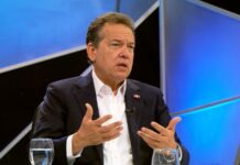 Ministro Ito Bisonó destaca avances de la política habitacional y anuncia nuevas entregas de viviendas