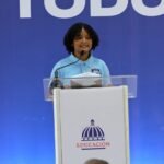 Estudiante de quinto grado invita a niños dominicanos a aprovechar cada día de clases
