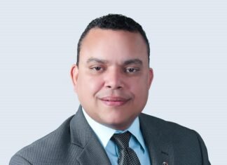 Julio Landrón: un gerente de resultados al frente del SNS