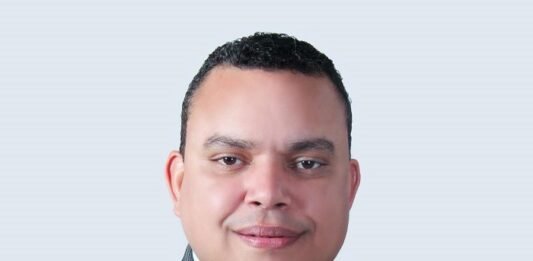 Julio Landrón: un gerente de resultados al frente del SNS