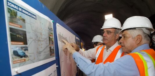 Presidente Abinader supervisa túnel pluvial de la avenida Luperón que se construye con fondos de Aerodom, para evitar inundaciones en la zona