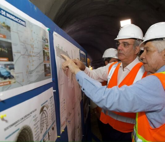 Presidente Abinader supervisa túnel pluvial de la avenida Luperón que se construye con fondos de Aerodom, para evitar inundaciones en la zona